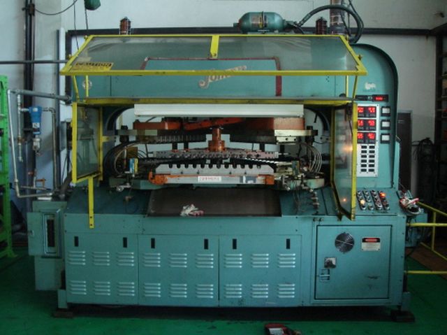 Jomar 3000 Injection Blow Molder