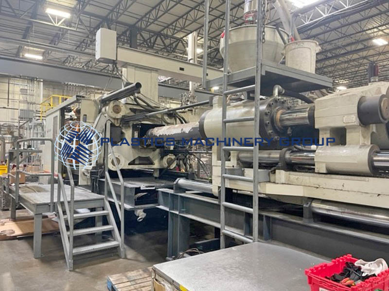 Image of Cincinnati Injection molder