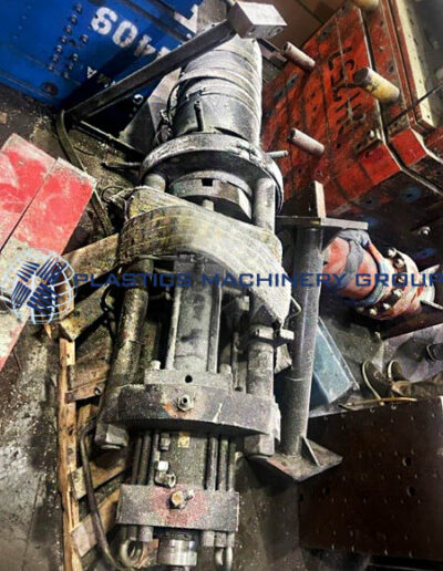 Picture of a Sterling 15 LB Blow Molder Head