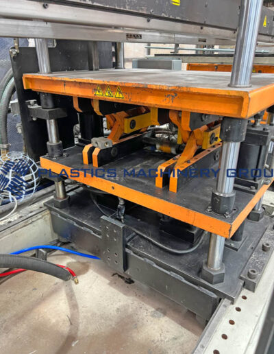 Image of Sencorp Roll Fed Thermoformer
