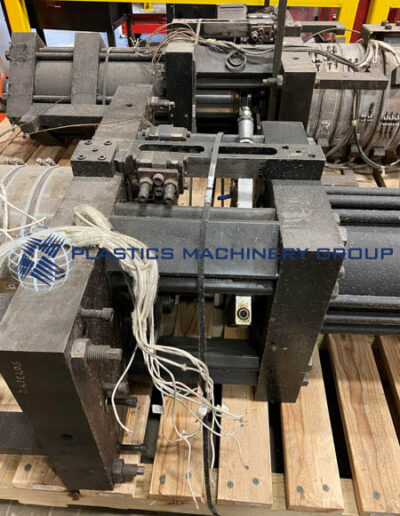 Image of Cincinnati Blow Molder head