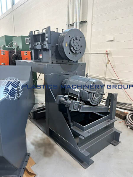 Grinder, 50 HP Cumberland 24B Rebuilt