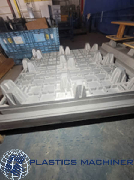 Used 48″ x 45″ Pallet Mold