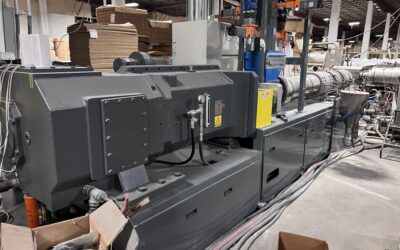 135mm/65mm Battenfield Cincinnati Twin Screw Co-Extrusion Set Up